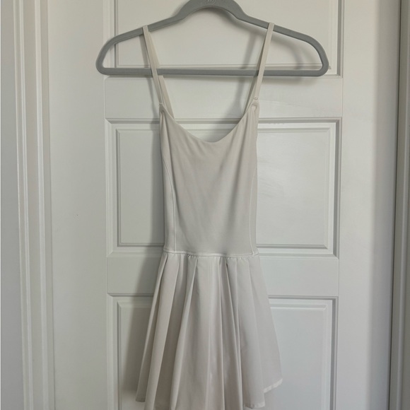 aerie Dresses & Skirts - Aerie OFFLINE White Tennis Dress Size XS